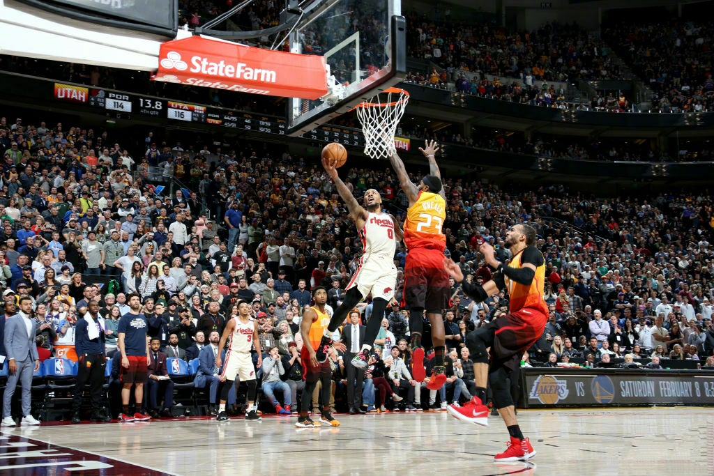 裁判吹黑哨引众怒！美国杨毅怒喷裁判收黑钱！肖华还跟*彩博**合作？