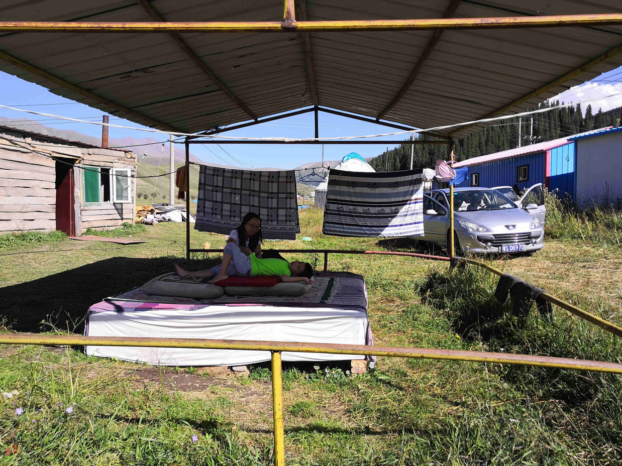 *疆新**蒙古包旅店老板,看他一天的收入多少,一个月就抵我一年工资