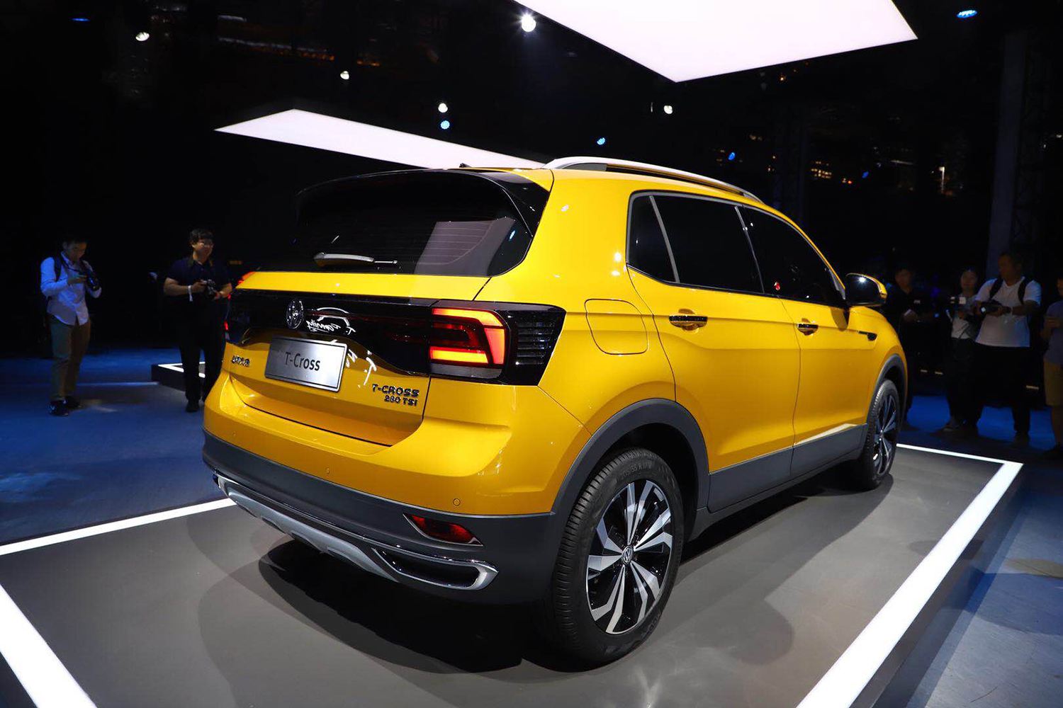 polo换个底盘多少钱,polo换顶盖