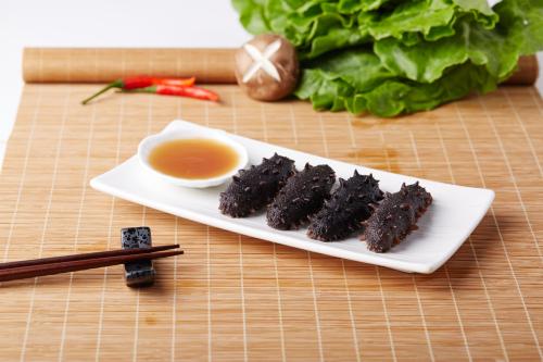 长期坚持吃海参有什么好处，很多人进补的误区，中断等于白吃了