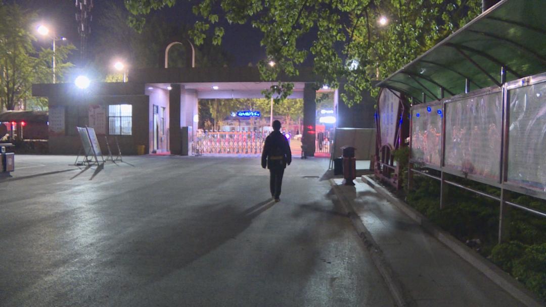 各学校开学第一天的报到情况,开学第一天的视频幼儿