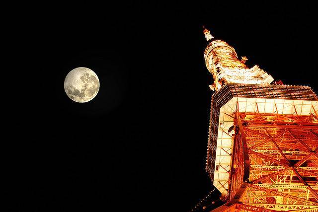 中秋佳节身在国外倍思亲 (每逢佳节倍思亲愿天下父母中秋)