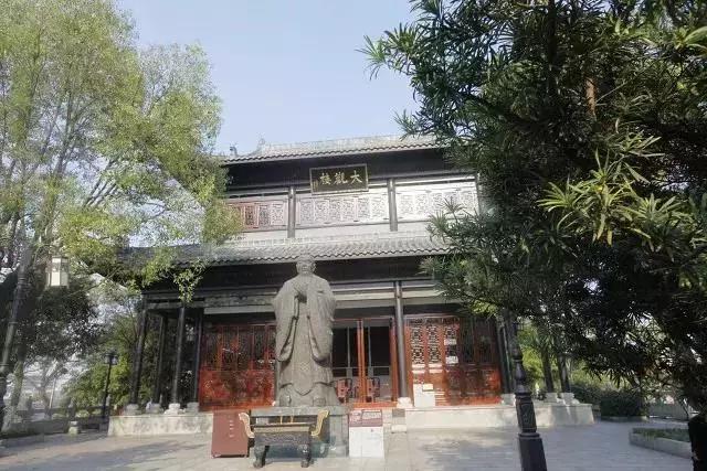 五一假期哪里好玩火车票又便宜,五一火车票热卖你抢了吗