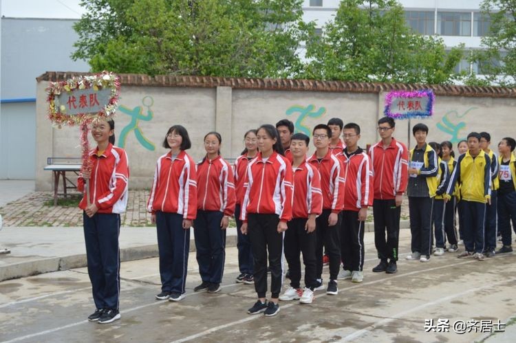 杩愬姩鍋ュ効鏄捐韩鎵嬫椂浠i獎瀛愮珵椋庢祦,杩愬姩鍋ュ効璧涘嚭椋庨噰璧涘嚭鎷兼悘