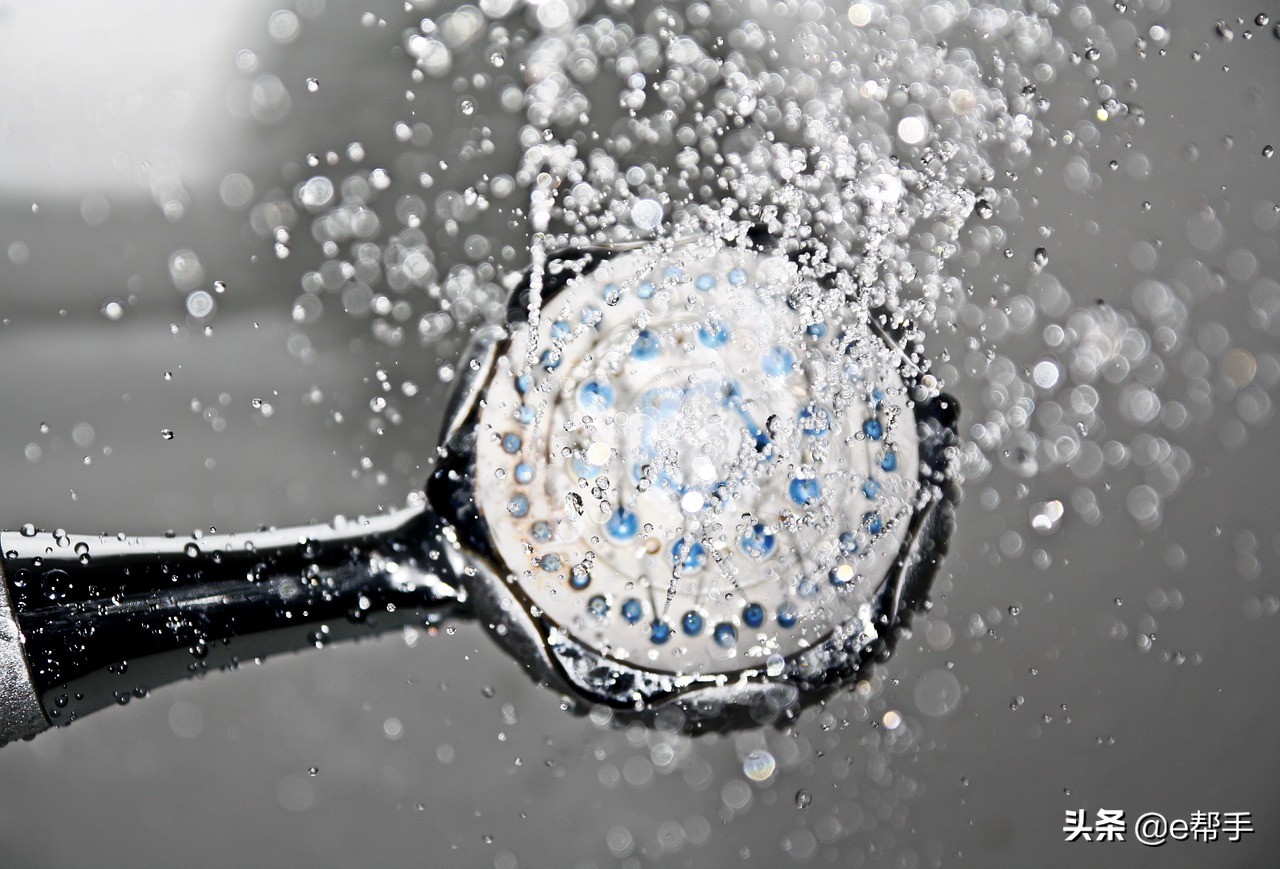 花洒被水垢堵住了如何清除水垢,花洒老是被水垢堵怎么办