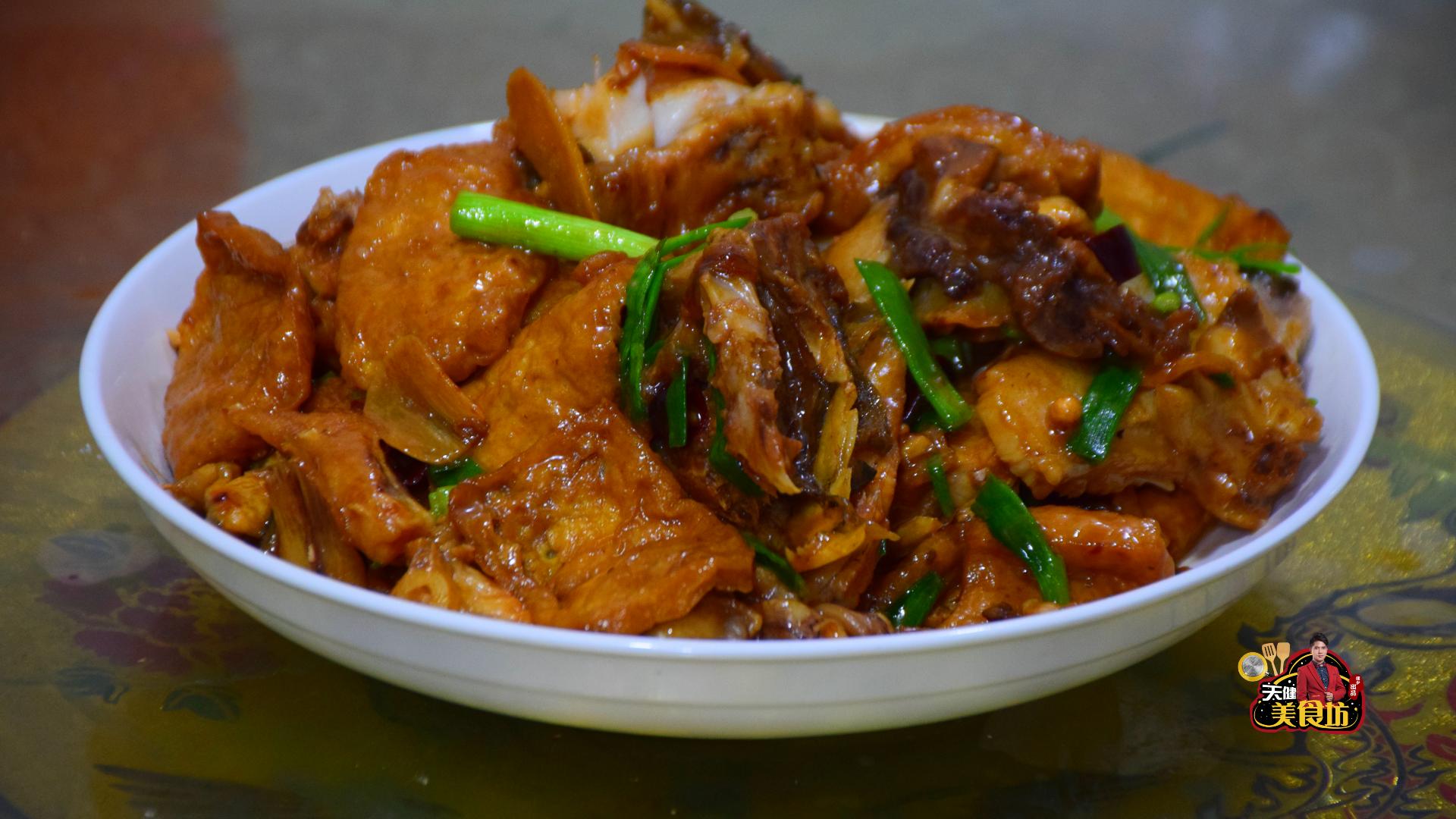 鱼头不要辣怎么做好吃,鱼头别再炖了教你这样做