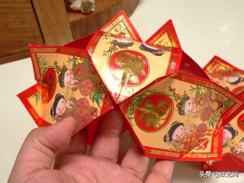 新年灯笼怎么做又简单又好玩,用红包做元宵节灯笼教程