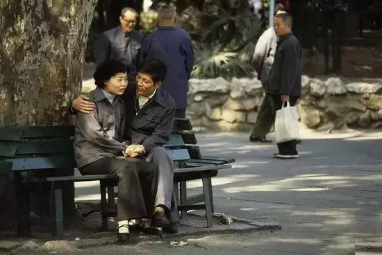 三十年前的生活是什么样子,二十年前的生活是什么样子的