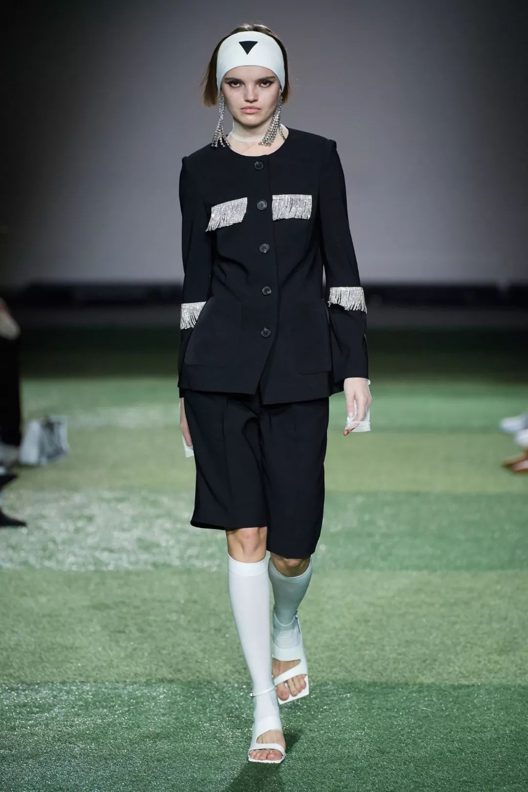 十二星座春夏穿什么,关于十二星座的夏季穿搭