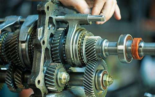 变速箱6at和8at哪个比较省油,变速箱6at8at什么意思