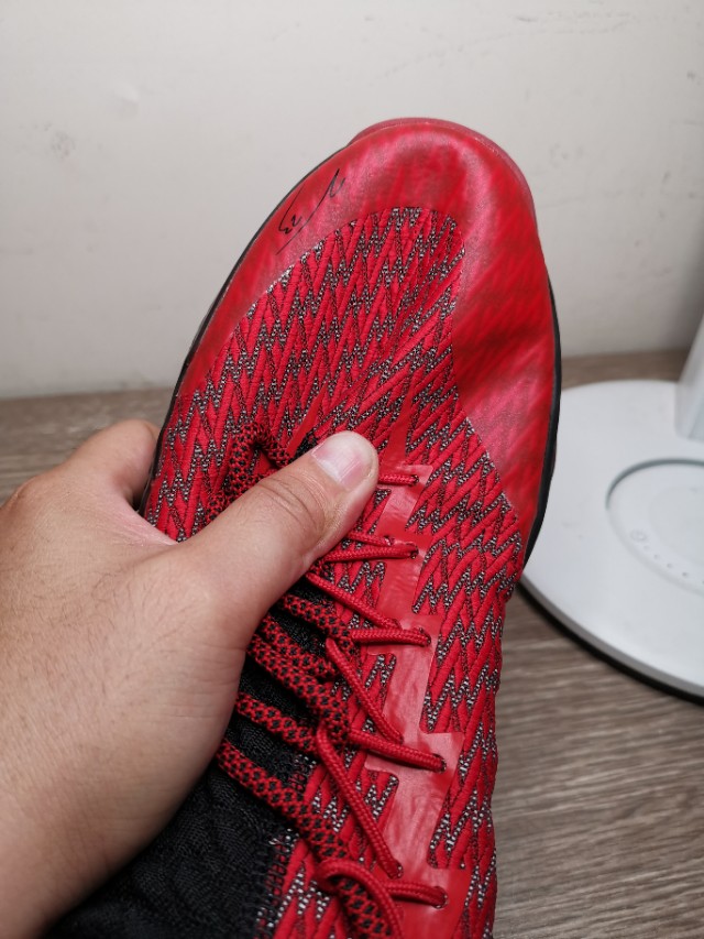 一分钱一分货,便宜也掩盖不了缺陷。匹克闪电路威战靴实战评测。