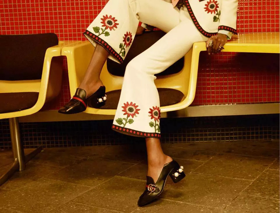 十大必买鞋包排行榜,十大必买经典款包包鞋