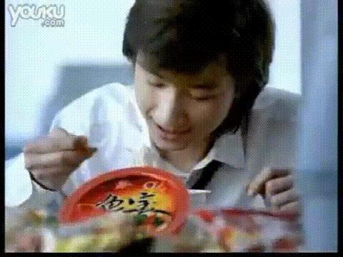 胡歌20年前拍的广告你见过吗？还有章子怡、陈坤、李冰冰的