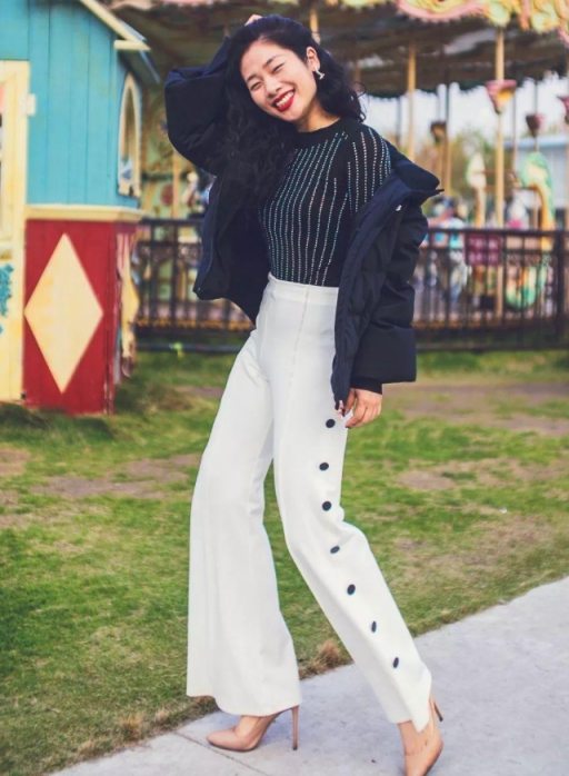 鲨鱼裤女款喇叭裤2022款网红款,可以穿鲨鱼裤的羽绒服