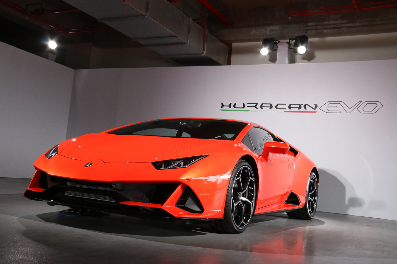 小牛飓风升级evo,飓风小牛飙车