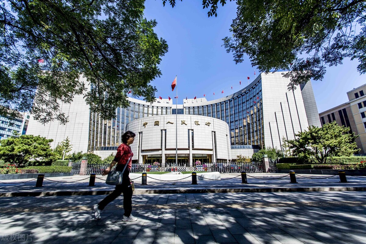 央行首度公布*款贷**利息计算公式!涉及所有*款贷**,网贷要“凉凉”?