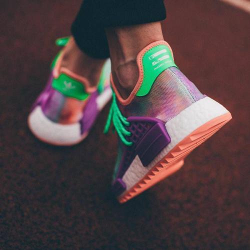 今年流行的扎染元素,扎染流行趋势