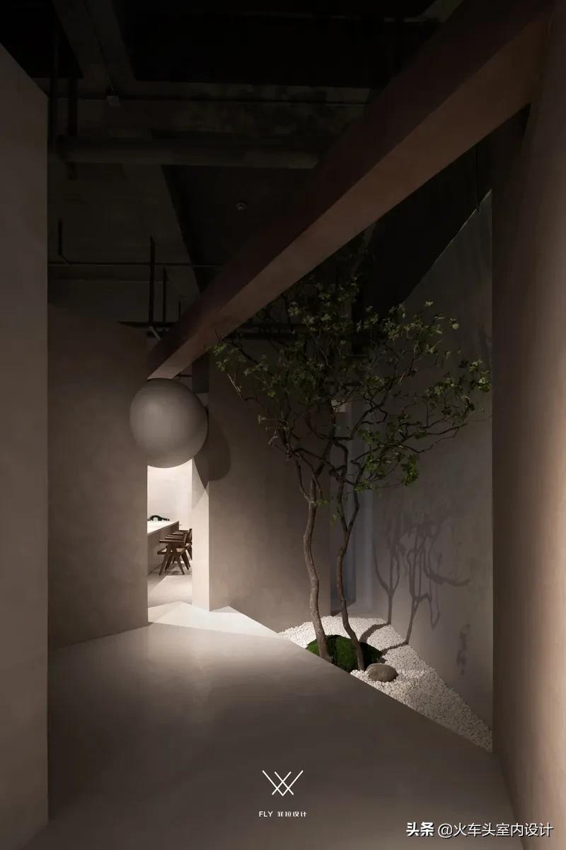 鑿叉媺璁捐瑁呴グ,鑿叉媺璁捐鐩存挱