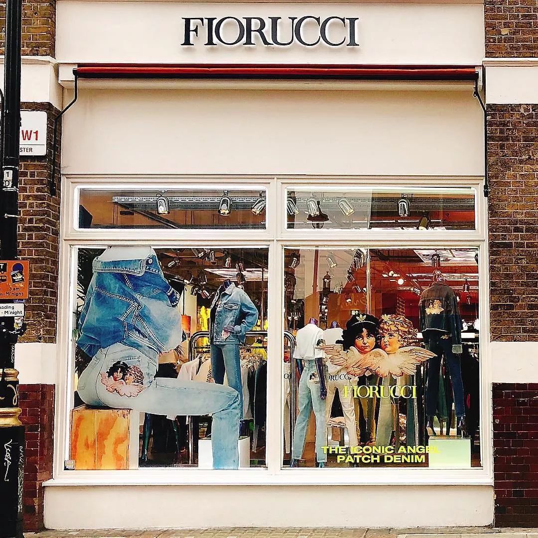 人间芭比lisa白色衣服跳舞,人间芭比lisa穿蓝衣服跳舞