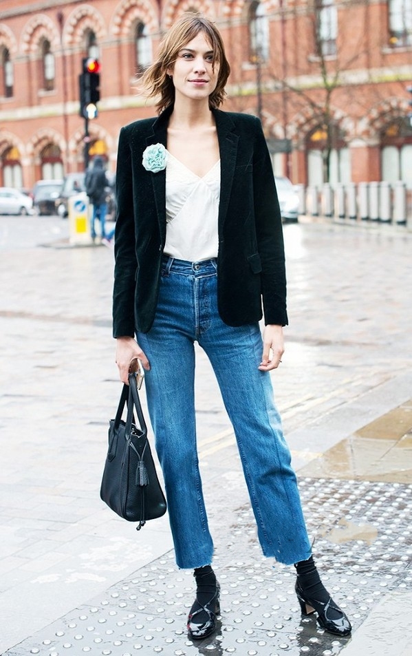 夏季小白鞋搭的中筒袜,适合平底鞋穿搭的袜子