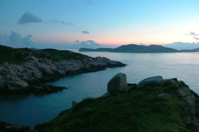 中国版圣托里尼,就在南麂岛!住一次悬崖洞穴酒店