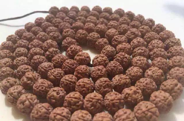 如何挑选一串好的小金刚菩提子,小金刚菩提最全纹路