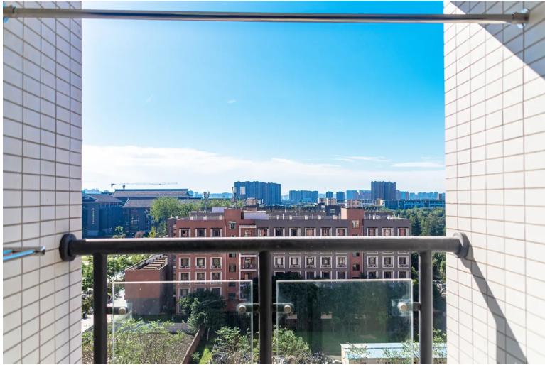 配置豪华!四川大学新宿舍曝光,坐拥4部电梯,双人标准间,还有健身房!