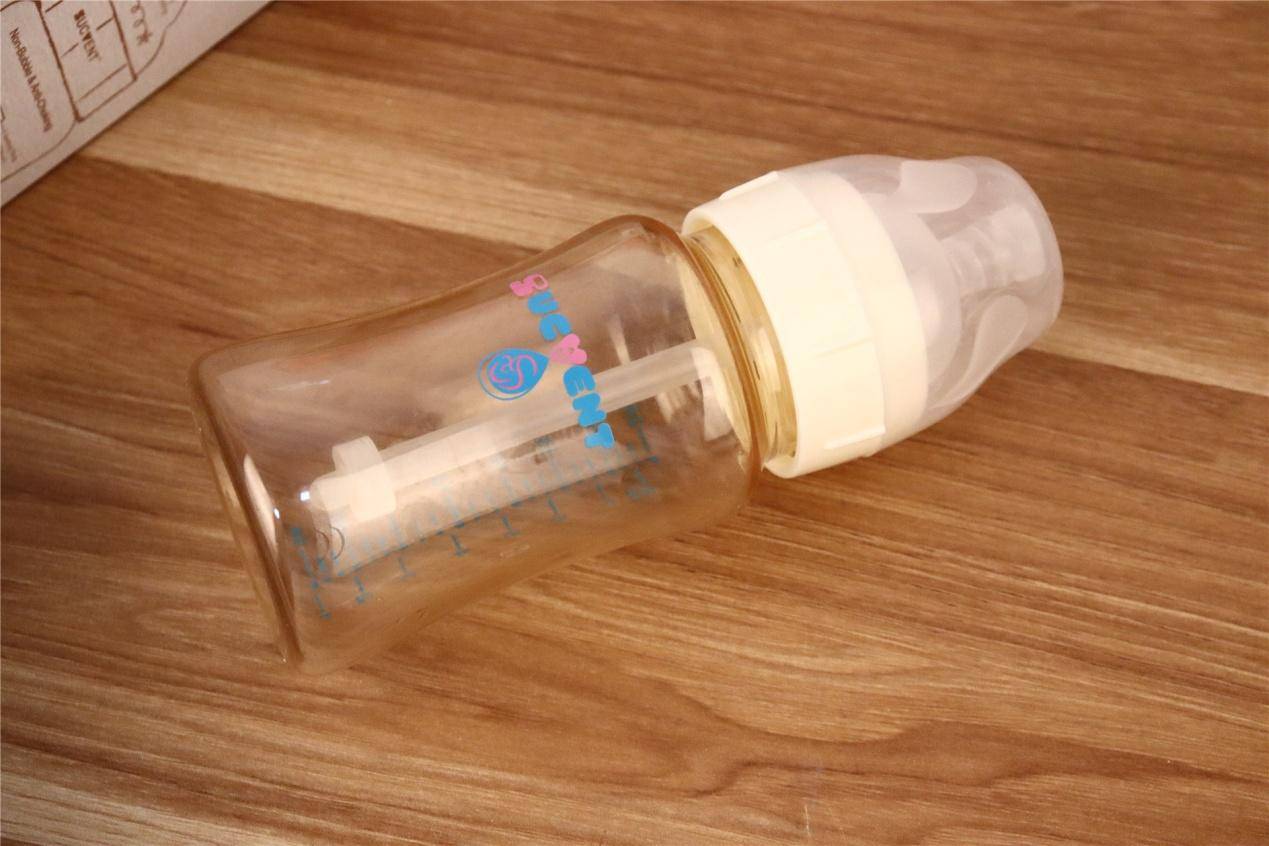 小月龄防呛奶奶瓶推荐,奶瓶防胀气防呛奶推荐方形奶瓶