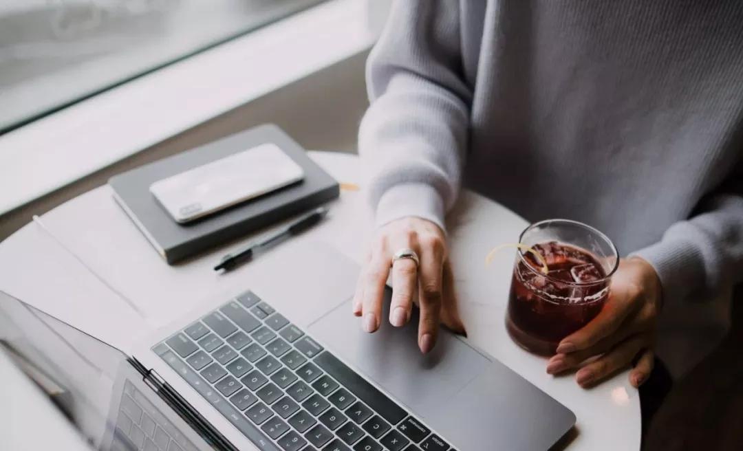 适应了大城市的节奏,适应了大城市的生活