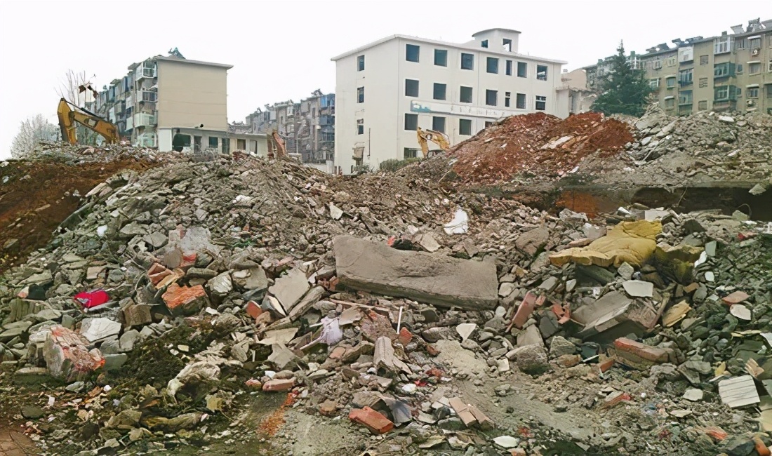 开发商建好的房子可以拆改吗,自己的房子开发商可以强制拆吗