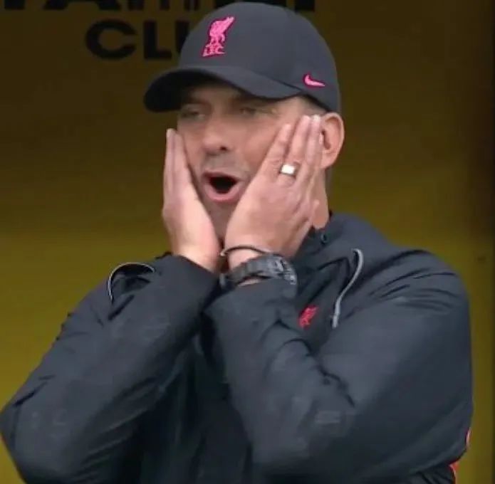 逗妹吐槽,为什么马奎尔这么烂还能踢