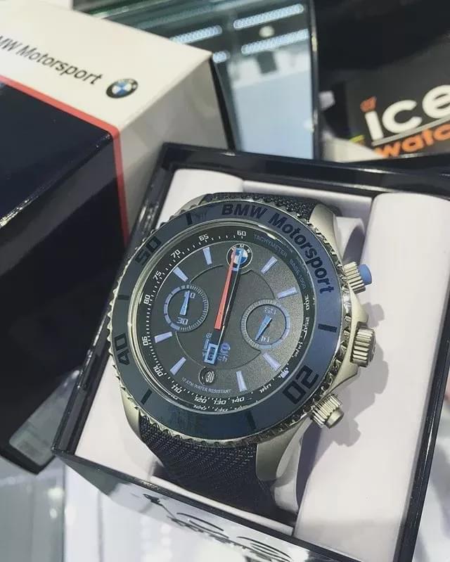 汽车联名款手表限量版,与宝马联名的腕表