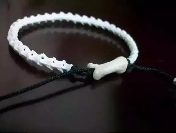 新手推荐的几种文玩,这九种文玩不能碰