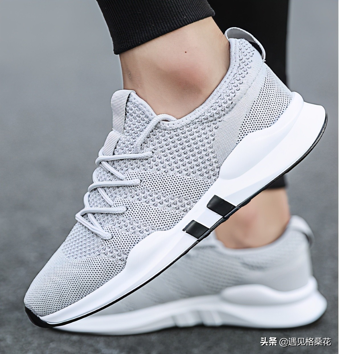 鞋子合不合脚只有自己知道的英文,鞋子合不合脚只有自己知道成语