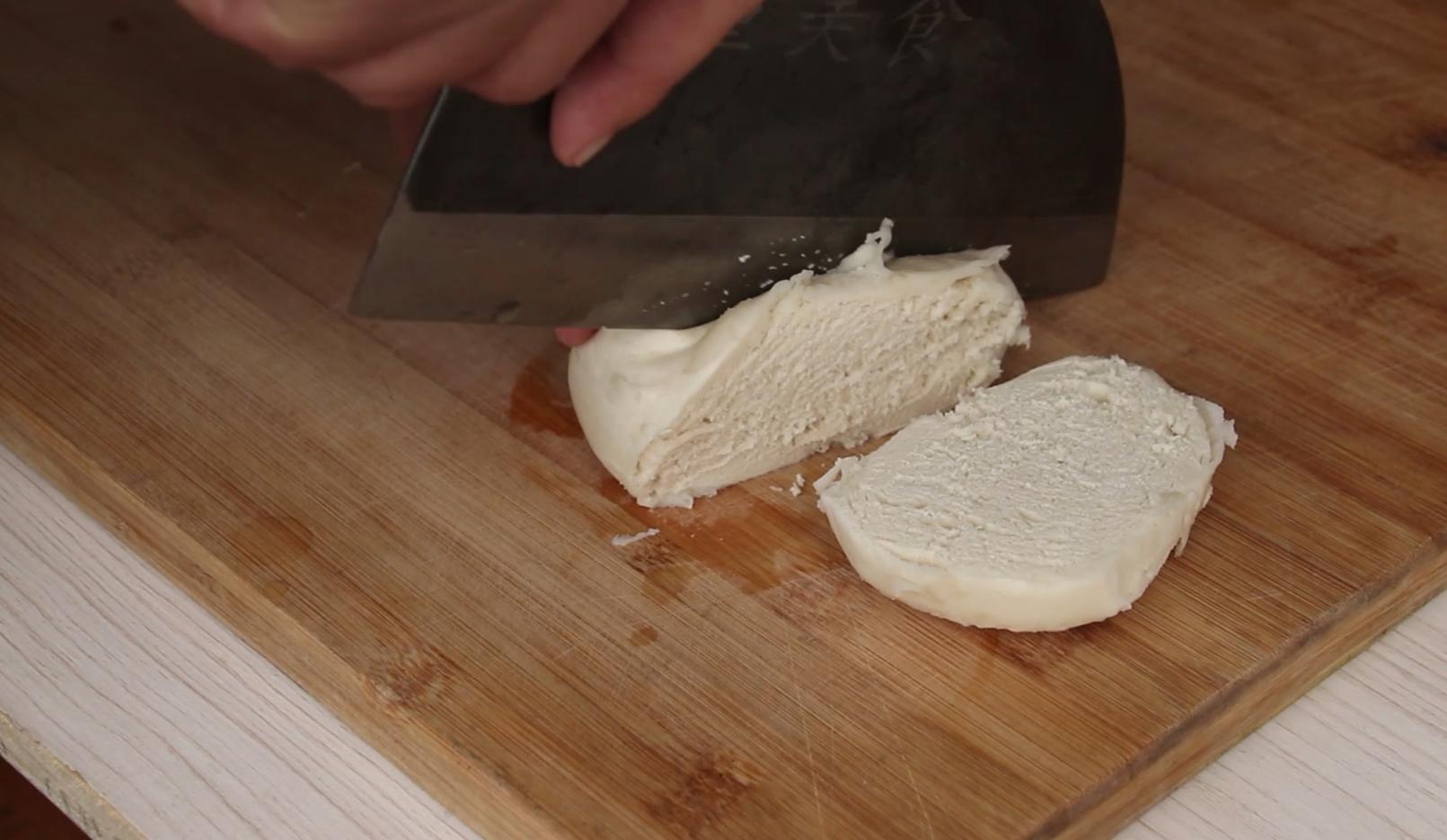 蒸馒头和面的时候用热水还是凉水,蒸馒头用温水和面还是冷水和面