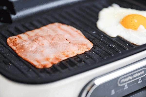 曾经造过飞机的83岁英国品牌,出了款高颜值多功能料理锅火遍全网