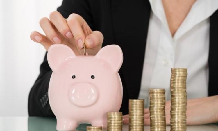 中国人居家,中国人在美国一家四口生活费