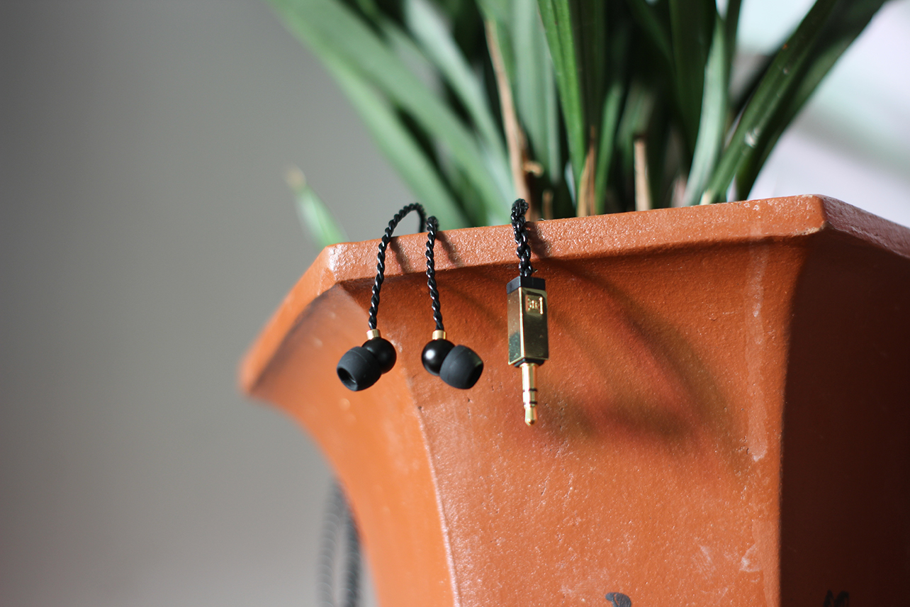 很有仪式感的耳机,精致耳机高级感