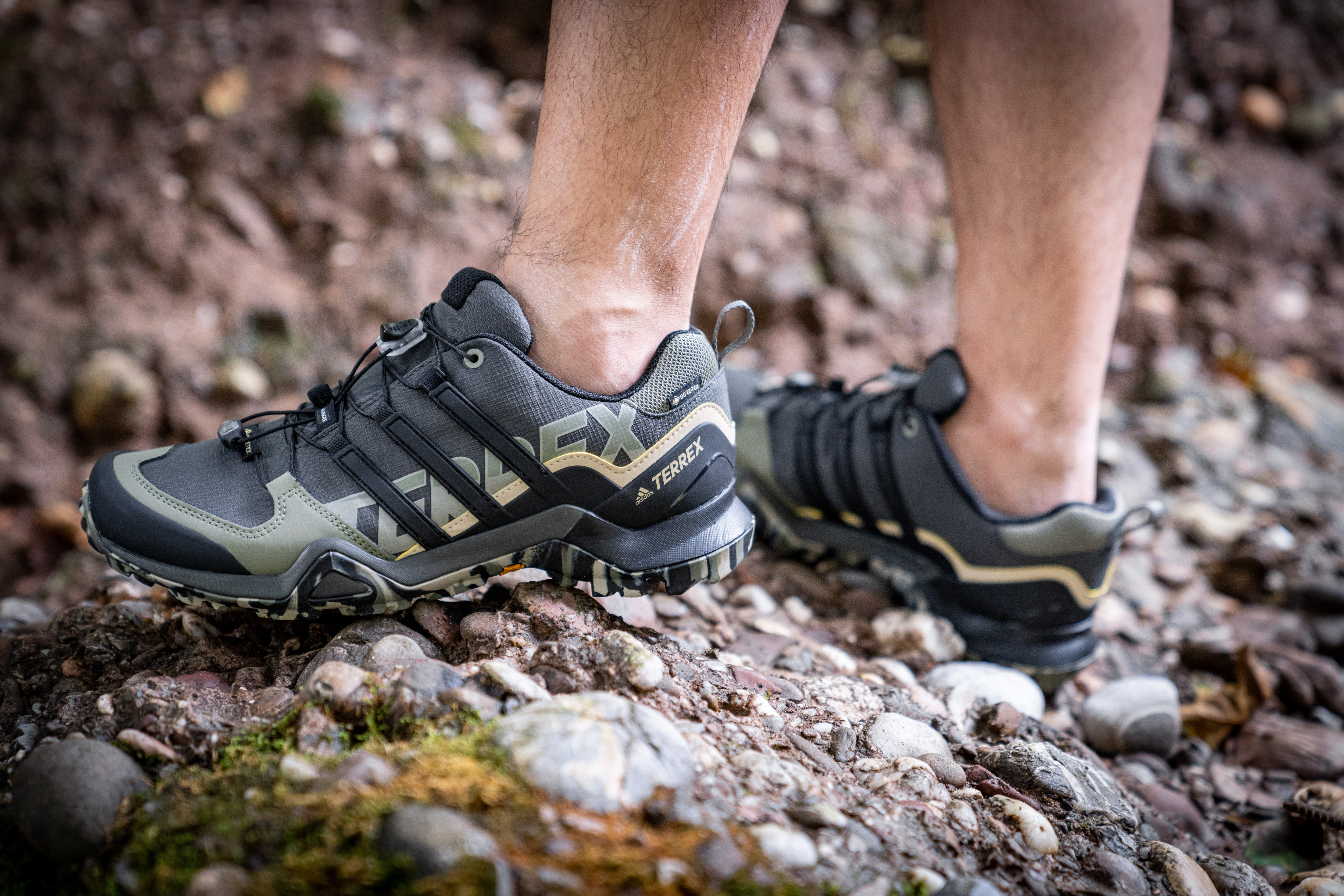 adidasterrex户外鞋卡其色,adidasterrex户外跑鞋评测