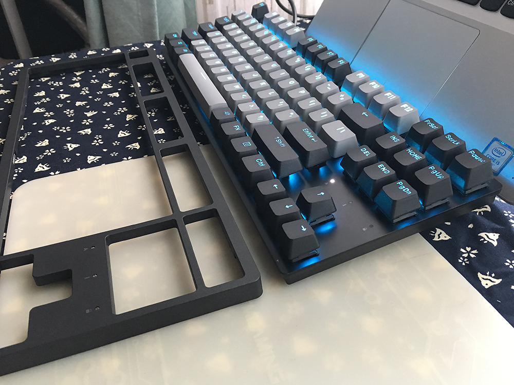 达尔优机械键盘a87茶轴,会转换的键盘