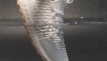 刘强东推荐一双小白鞋,刘强东的鞋子