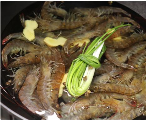 煮虾煮几分钟才不会老很嫩,煮虾的正确方法需要几分钟