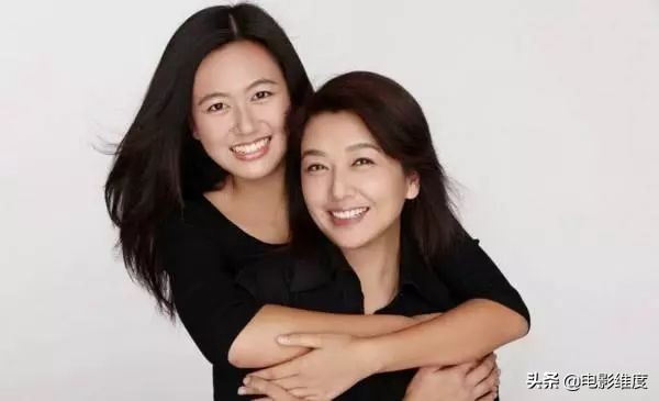 江珊和靳东高曙光是什么关系,53岁江珊与高曙光