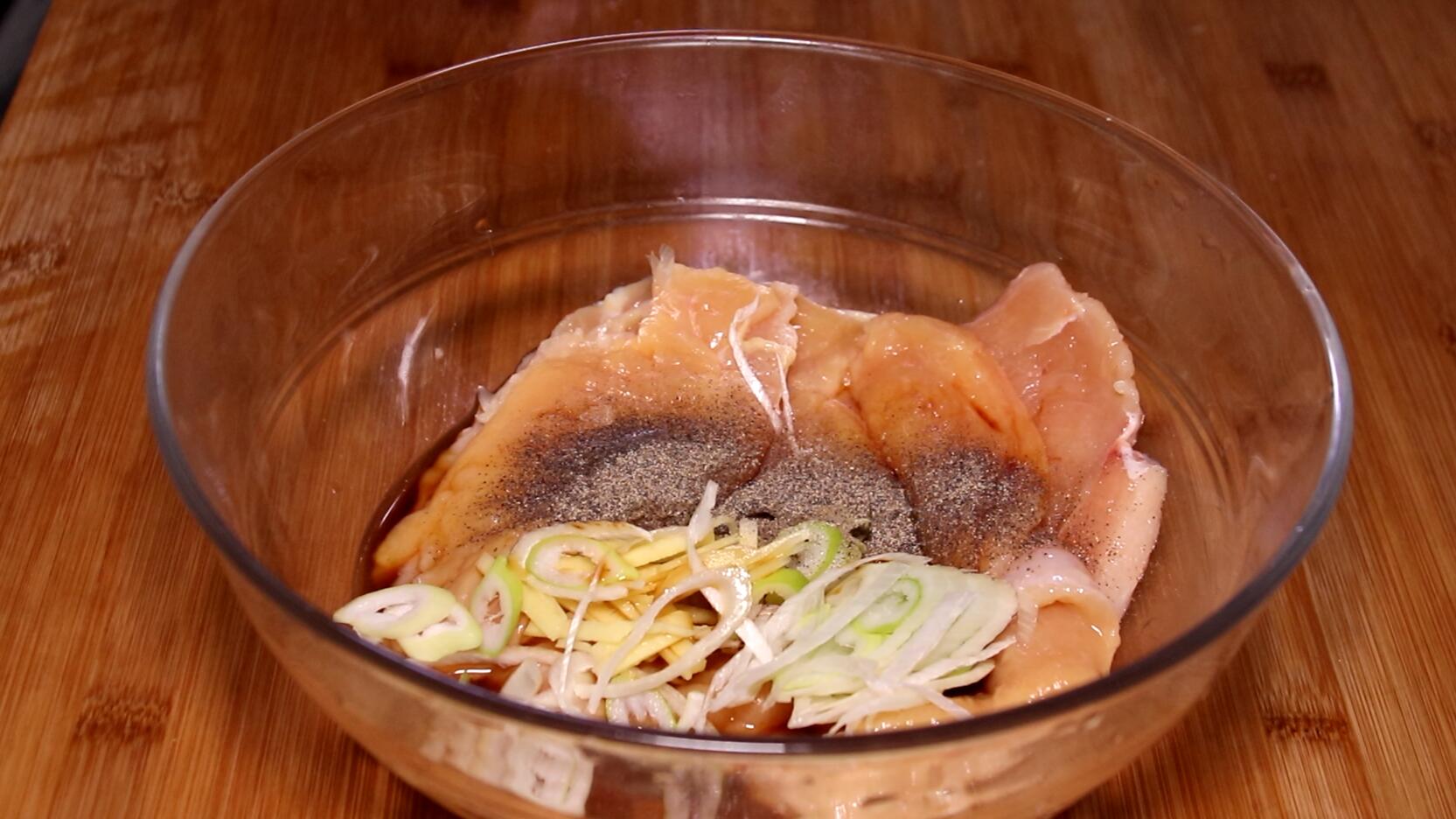 在家做孩子爱吃的炸鸡排,想吃炸鸡排视频