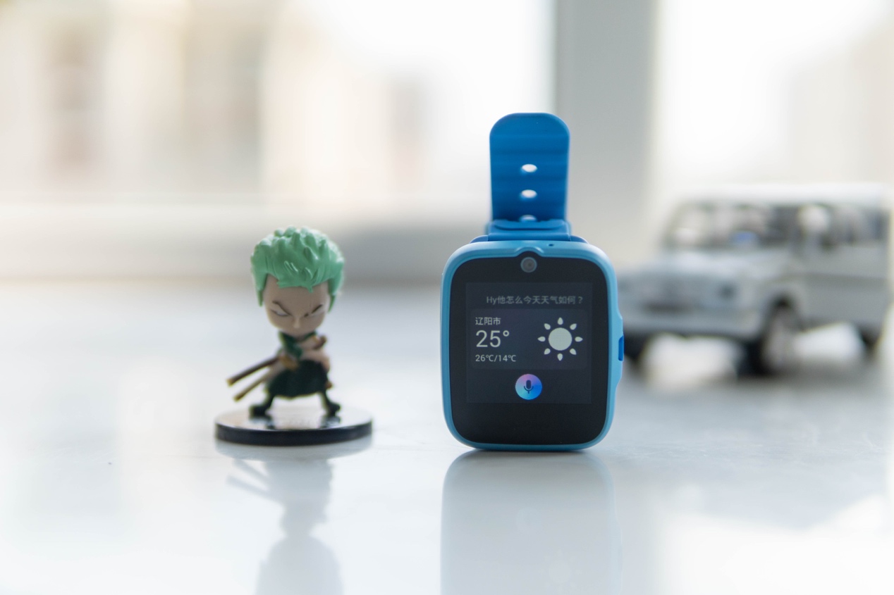 不在孩子身旁也守护安全,糖猫A10儿童电话手表,宝贝家长都喜欢