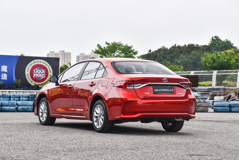 12款轩逸好还是轩逸经典好,12款轩逸和16款哪个好