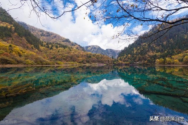 关于四川名胜古迹的五副对联,四川的名胜景点的对联赏析