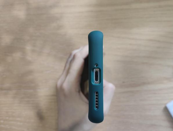 换膜麻烦不,新手机需要重新换膜吗