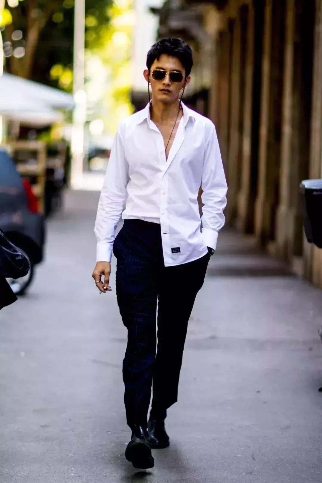 很少有人会懂衬衫的魅力,衬衫给人一种干练率性的印象