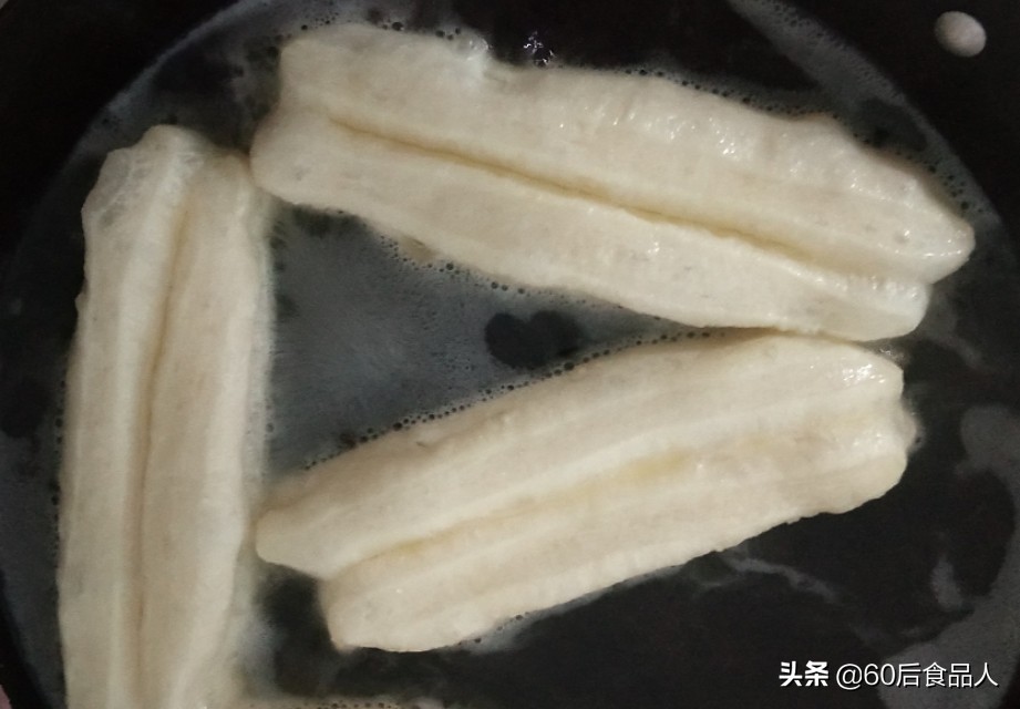 油条店油条的做法和配方,油条正宗做法和配方全过程